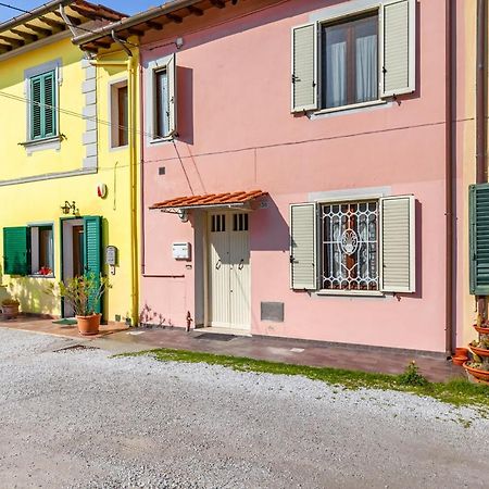 Pisa Airport Comfy Apartment - Private Parking Ngoại thất bức ảnh